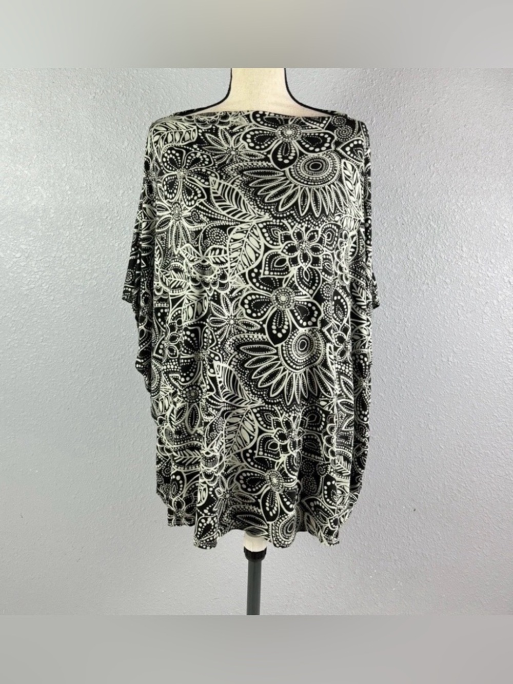 Bryn Walker Debo Floral Batwing Poncho Top Womens L Oversized Artsy Boho Travel